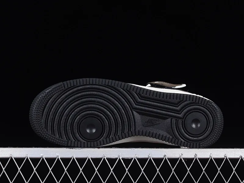 All categories Nk Air Force 1 Air Force series Nk Air Force 1 Mid Air Force mid-top Nk Air Force 1'07 Mid mocha black stitching Air Force One mid-top sports and leisure sneakers GH5696-023